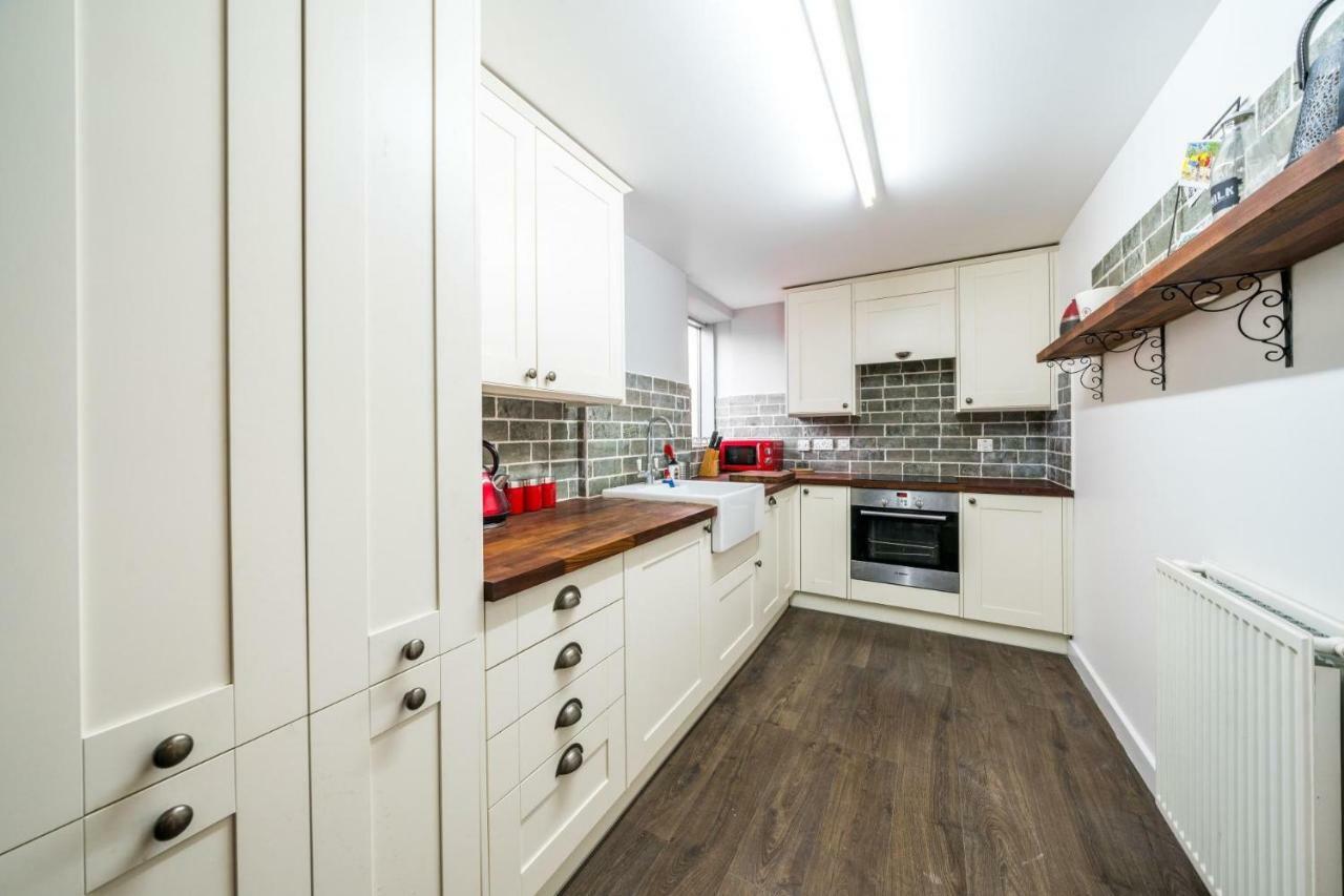 2 Bed Apartment, Shoreditch - Sk Лондон Экстерьер фото